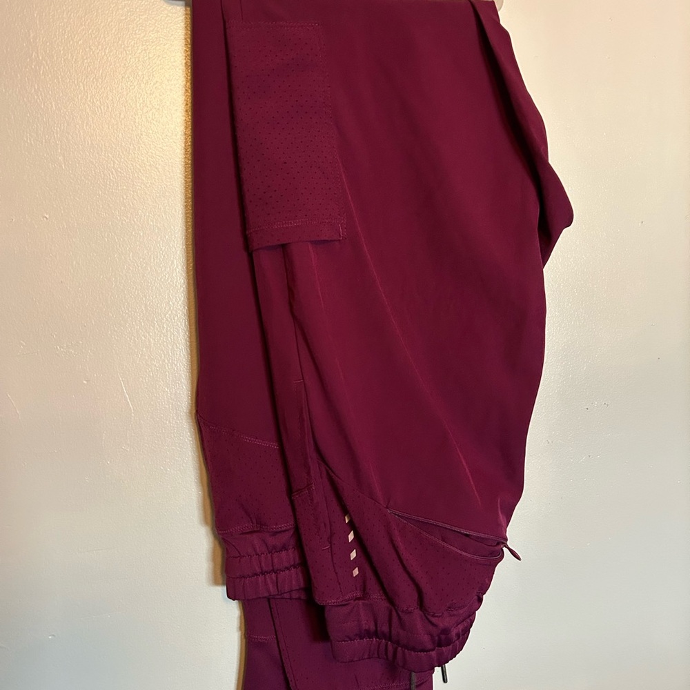 Barco One Burgandy Scrub joggers